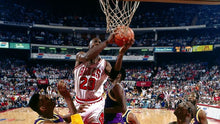 Load image into Gallery viewer, Medicom Toy BE@RBRICK - Michael Jordan 1991 World Champion 1000%
